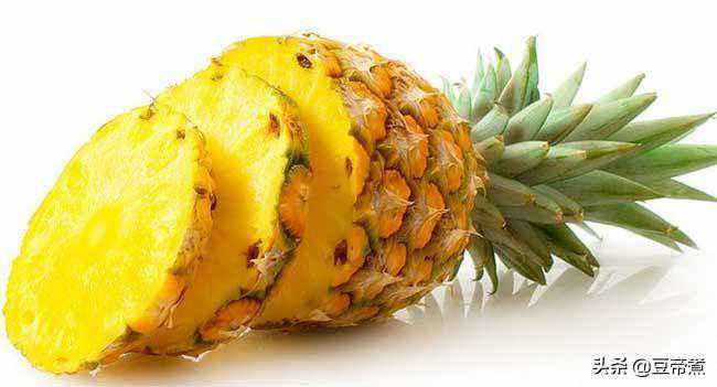 凤梨是啥和菠萝有区别吗？别说两者还真不一样，别常吃又分不清楚