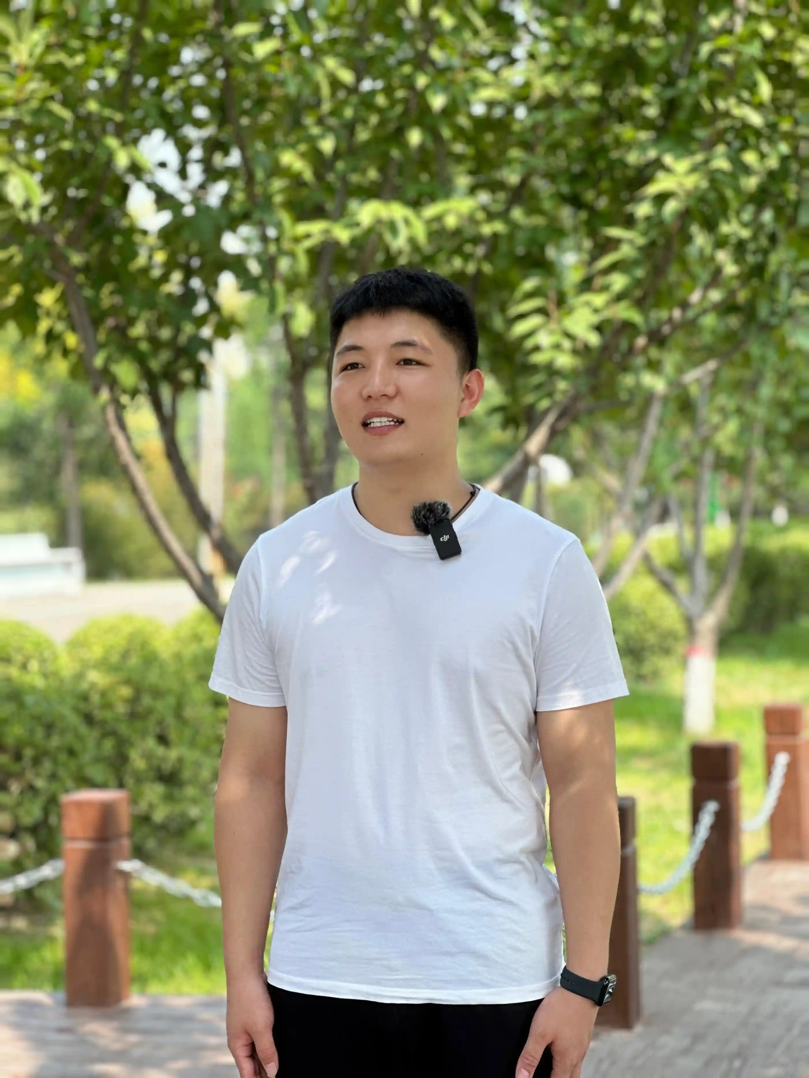 24岁小伙和县城水果电商“江湖”