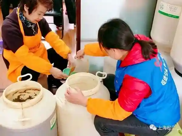 水果皮别扔掉，这里的居民把它们变废为宝