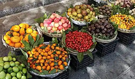 摆地摊卖水果选择什么电子秤好？商贩：8两秤好