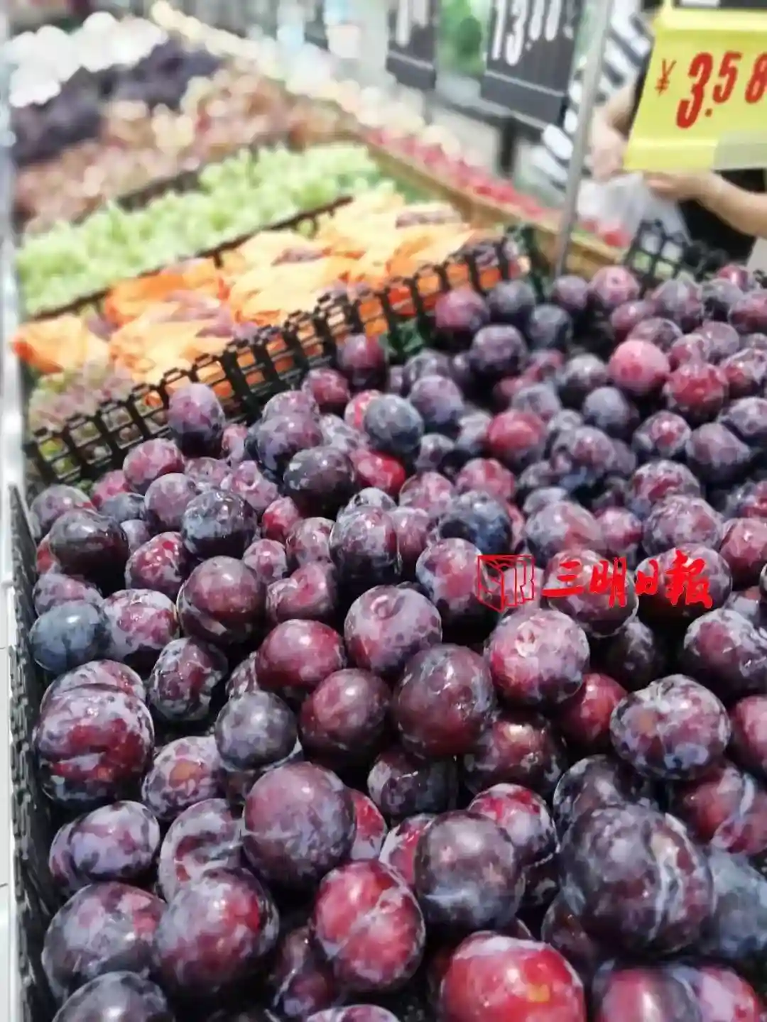 你是怎么买水果的？记者采访了果商，信息量好大