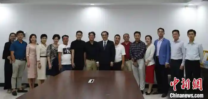 中国公司在柬埔寨寻货源 称看好柬优质水果输华市场