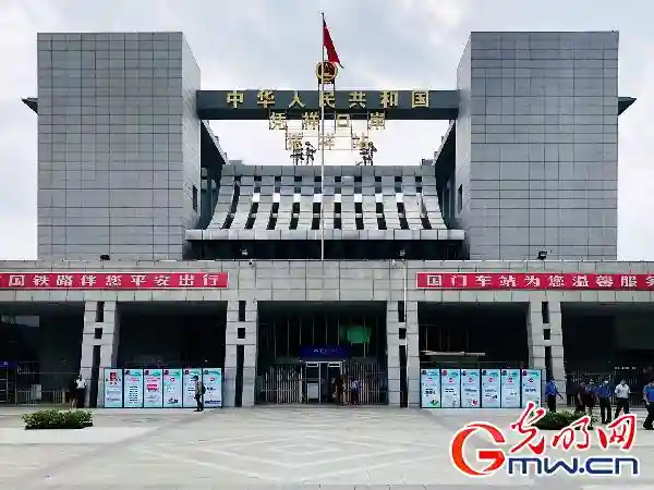 全国近一半的进口水果从这来！凭祥口岸开辟物流新路径