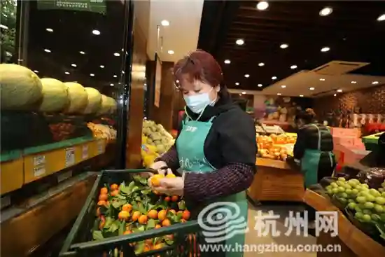 1800余家门店 日均1500吨冷链配送！疫情期间鲜丰水果供应不断