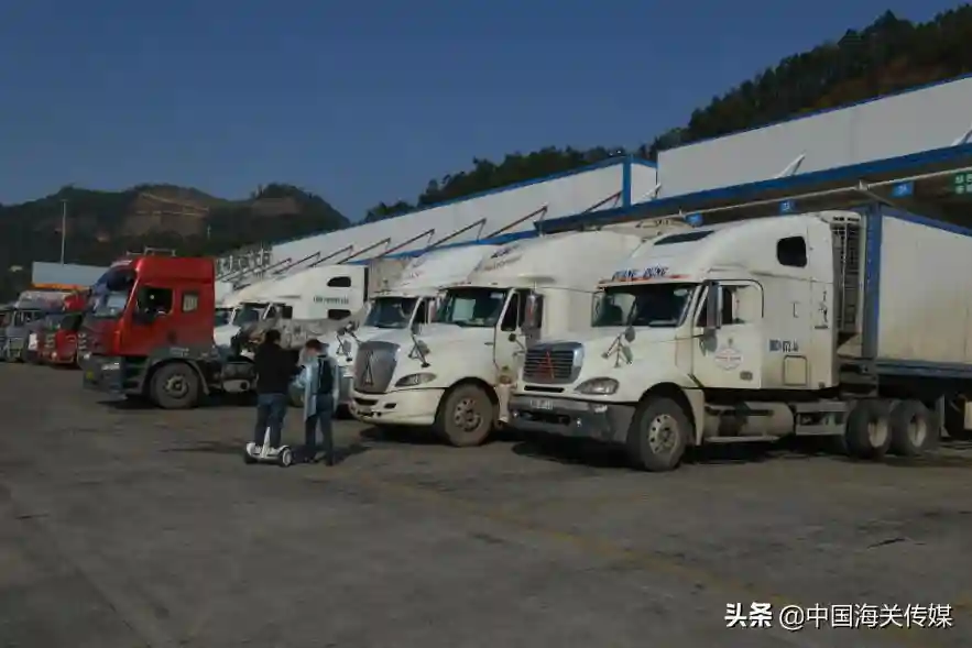 新春走基层 | 瞅瞅凭祥，中国最大的水果进出口陆路口岸之一