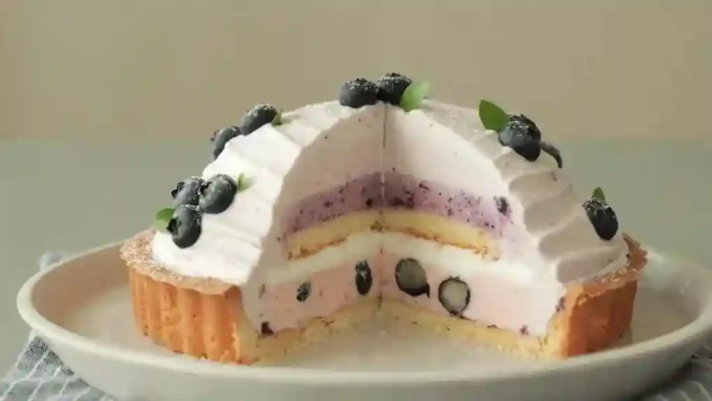 暖冬甜蜜限定：零难度，一次就能成功的韩式「水果炸弹奶油蛋糕」