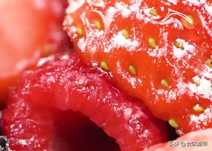 甜品经典之什锦水果松饼，做法简单，营养饱腹，老少皆宜的美食