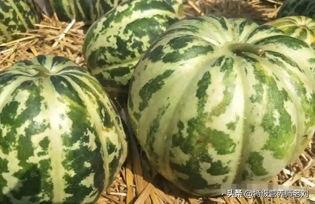 优秀水果排名：香蕉草莓都落选，苹果排第二，第一名谁都没想到。