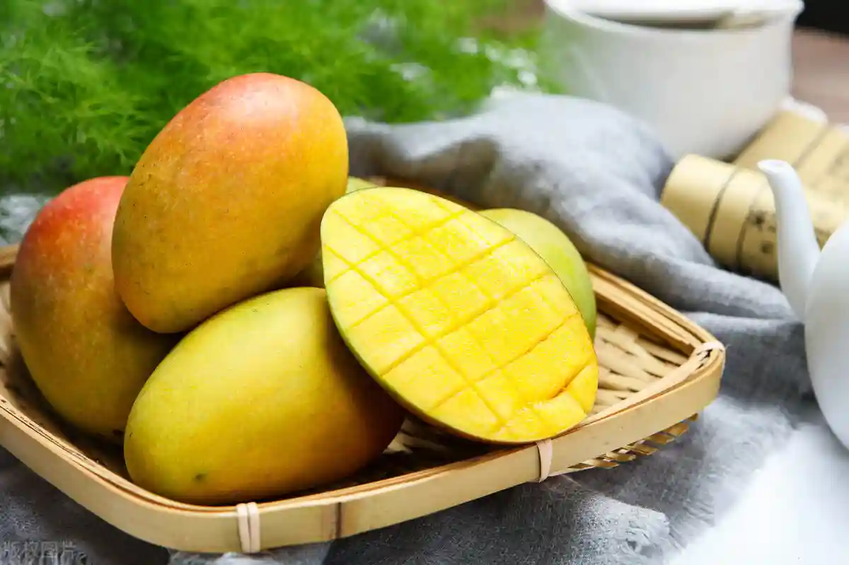 7月，不管有钱没钱，这6种应季水果别错过，生津止渴，营养美味