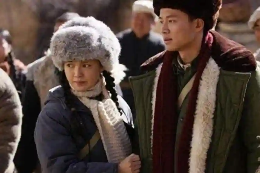 88年卖水果结识富家女，她相亲我躲了15年：今天她女儿成了我徒弟