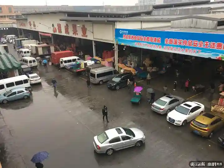 直播杭州 |车厘子堆成小山免费尝，就休大年初一这一天，勾庄水果市场淘年货走起