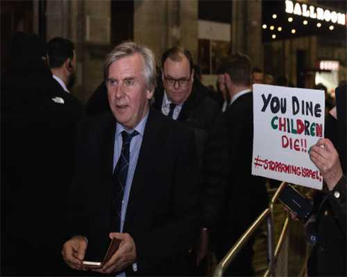 “一个榴莲一千万一个香蕉一百万”！深圳查处房地产水果图案挂牌价